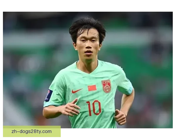 亚冠收官 申花0比2负武里南染红