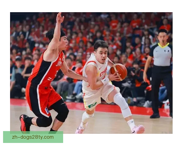 中国男篮21分逆转日本 激动泪洒赛场