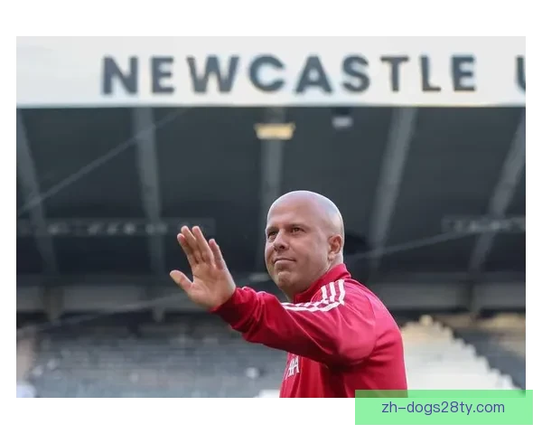 克洛普重返安菲尔德执教传奇慈善赛